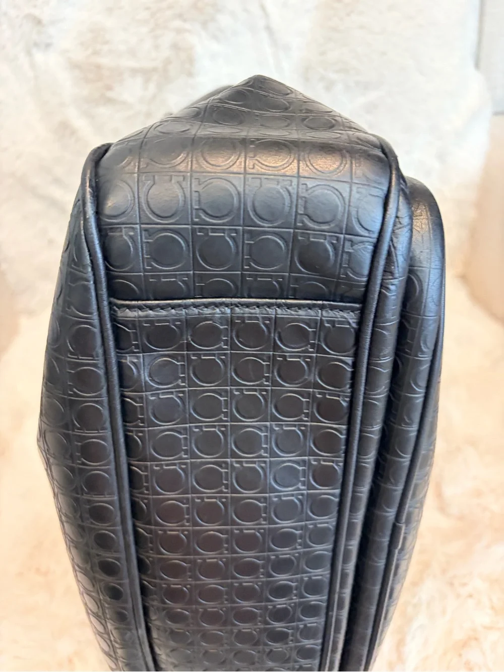 Salvatore Ferragamo Large Gancini Black Leather Messenger Crossbody Bag - Picture 13 of 14